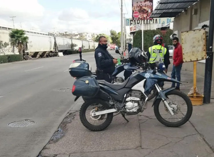 Vivo de milagro tras brincar del tren