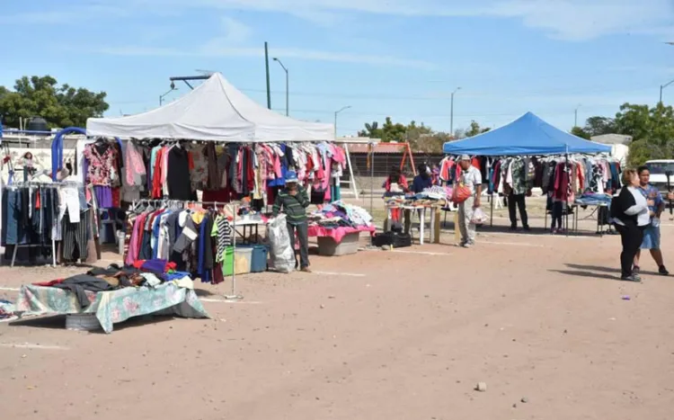 Tianguis operarán sin restricciones