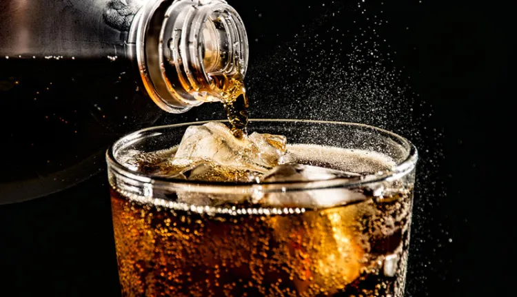 Invitan a disminuir consumo de refrescos