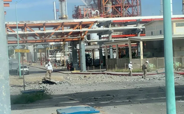 Explosiones en Refinería de Cadereyta dejan 5 lesionados