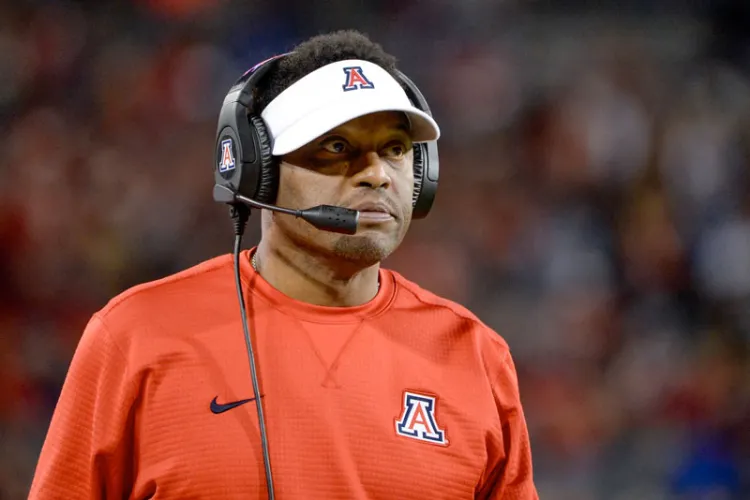 Acaba era de Kevin Sumlin