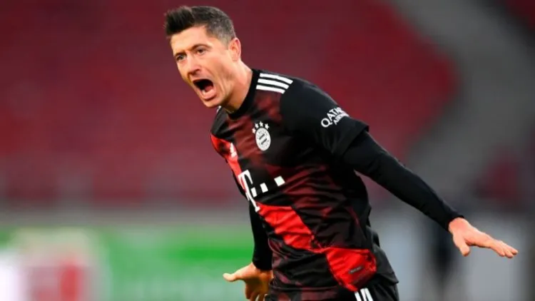 Lewandoswski gana The Best