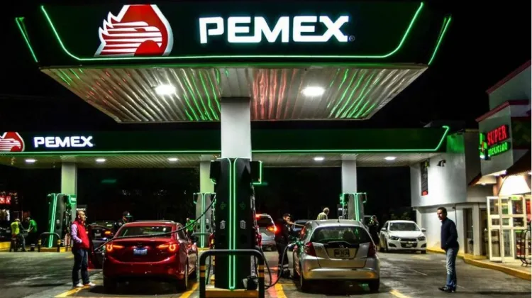 México restringe importación y exportación de combustibles