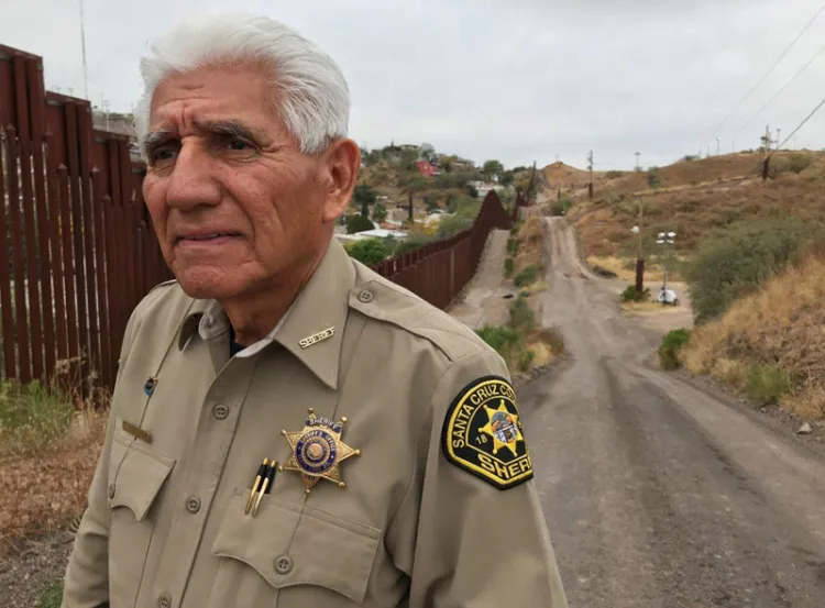 Se retira el sheriff ‘Tony’ Estrada