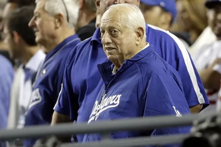 Muere Tommy Lasorda