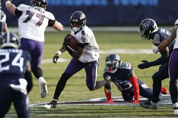 Cuervos sacan a los Titanes