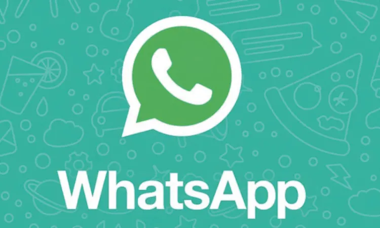 WhatsApp quiere compartir más datos con Facebook