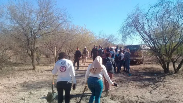 Localizan 19 fosas clandestinas en Guaymas