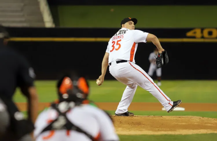 Oramas, Pitcher del Año