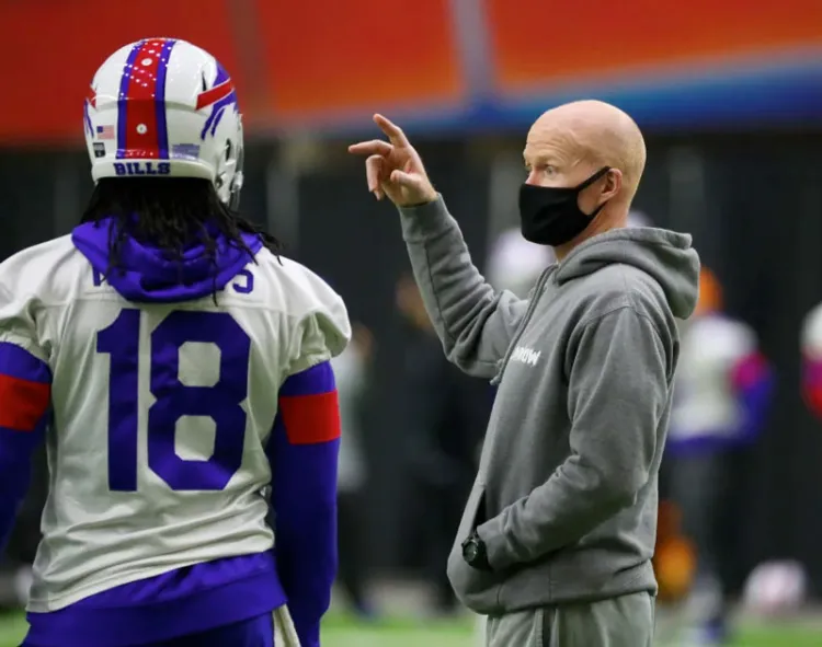 Coach de Bills encara a ex mentor