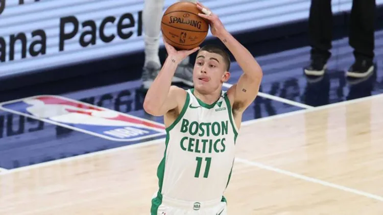 Novato es baja en Celtics