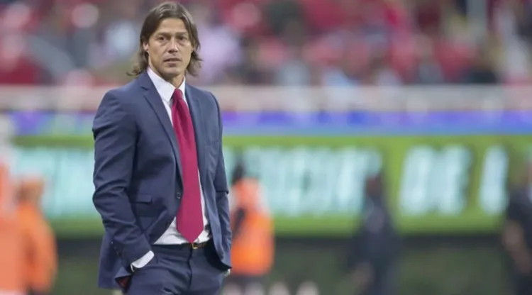 Almeyda suena para Chile