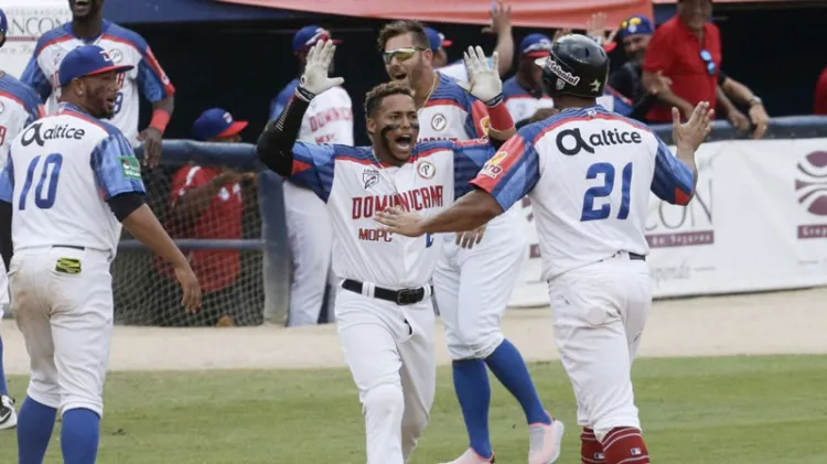 Dominicana arrebata boleto