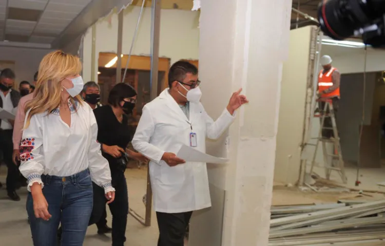 Supervisa Gobernadora ampliación de hospital en Puerto Peñasco