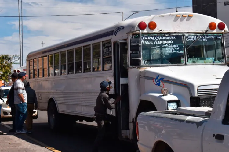 Atienden fallas en transporte público