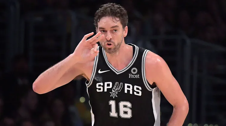 Gasol niega acuerdo con Barcelona