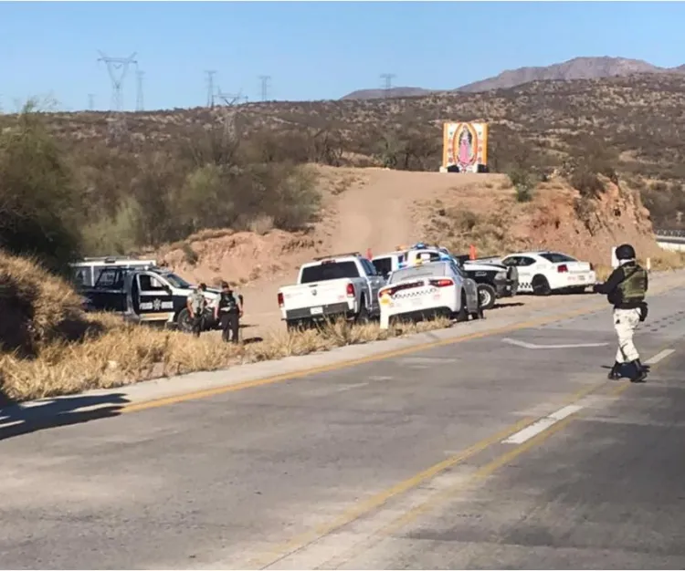 Cierran circulación en carretera por enfrentamiento