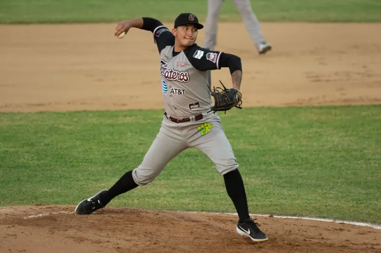 Concretan canje Tomateros y Cañeros