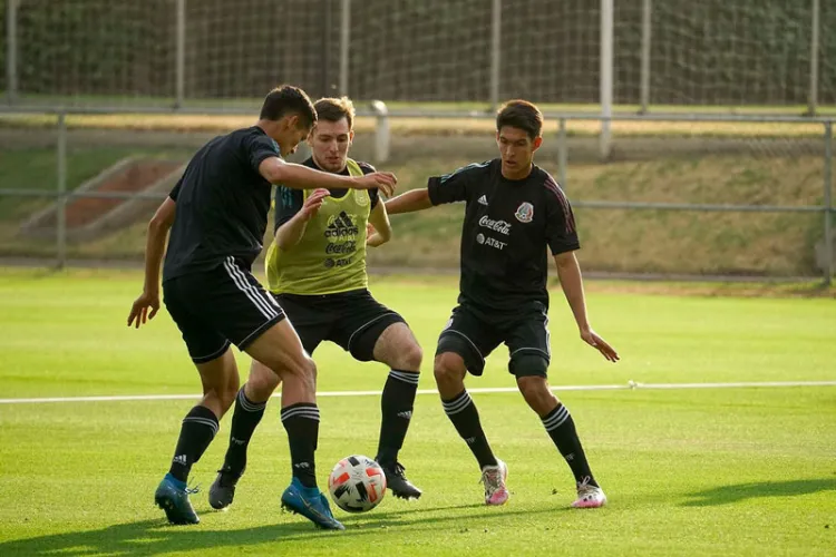 Tendrá el Tri  verano cargado