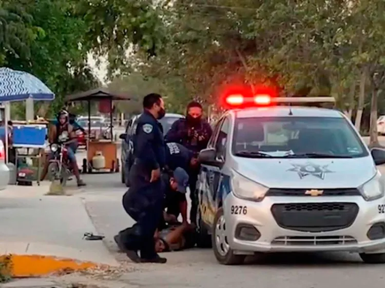 Ejercen acción penal contra 4 policías de Tulum por feminicidio