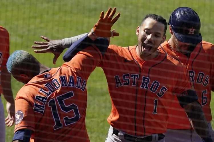 Correa pega jonrón ganador