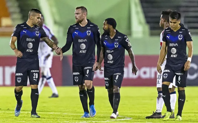 Goleada de los Rayados