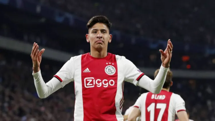 Anota Edson con el Ajax