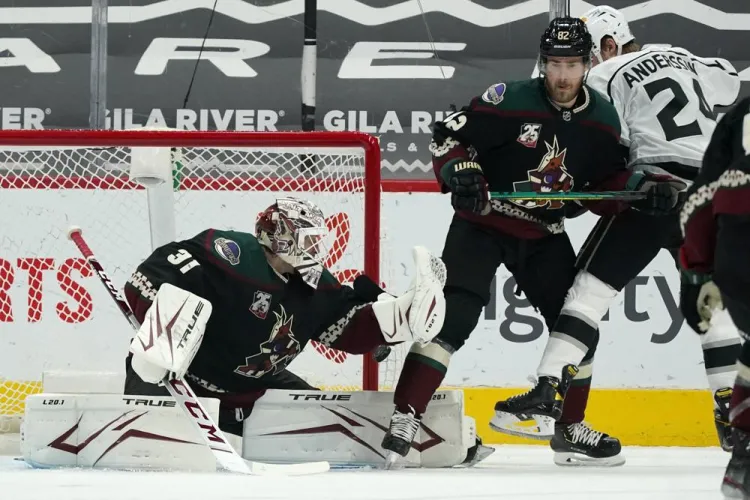 Coyotes se despide de playoffs