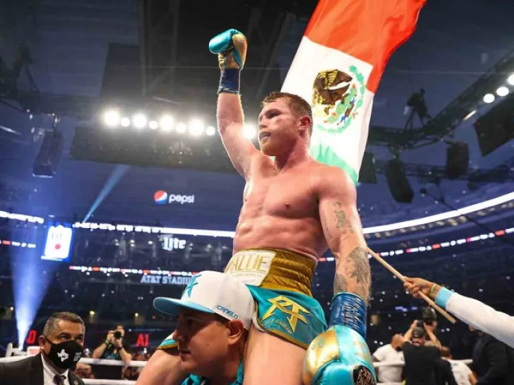 Arrebata Canelo cetro a Saunders