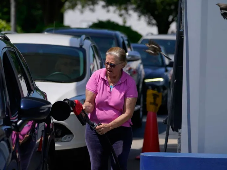 Compras de pánico en gasolineras de EU tras ciberataque a oleoducto