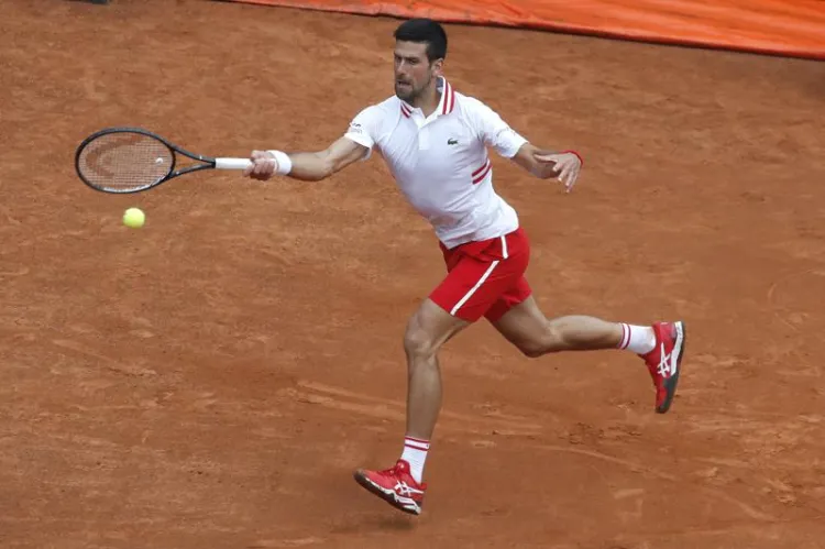 Djokovic gana en Roma