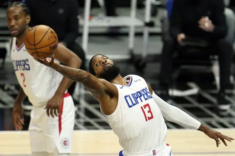 Chocan Clippers  ante Mavericks