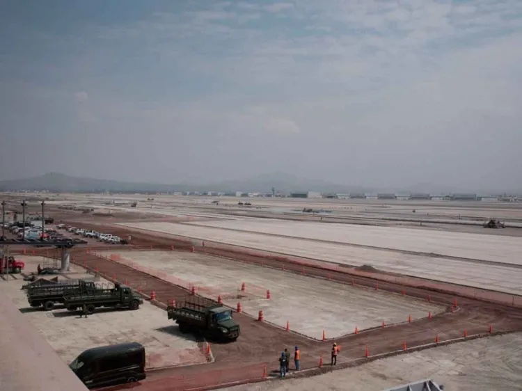 Tiene Aeropuerto de Santa Lucía avance de 60 por ciento en construcción