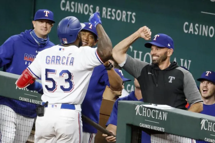 Rangers derrota a los Astros