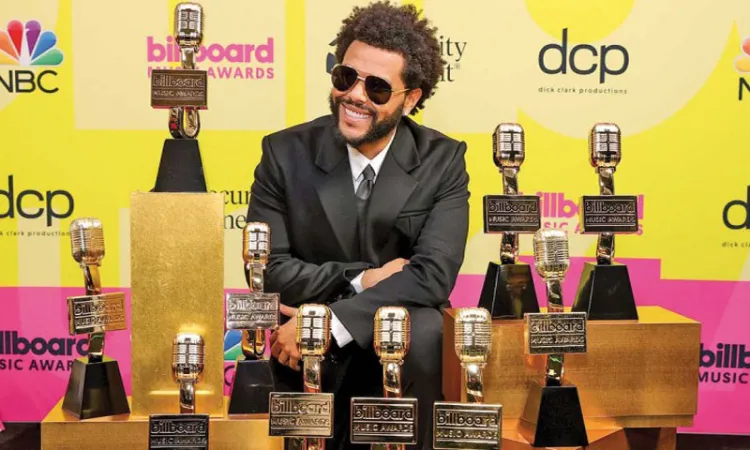 The Weeknd arrasa en los Billboard