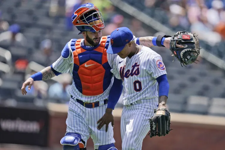 Mets se llevan el primero