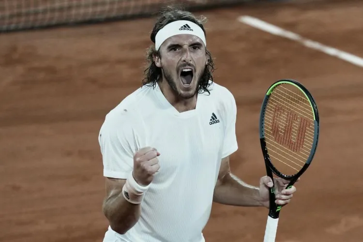 Tsitsipas y Zverev  alcanzan triunfos