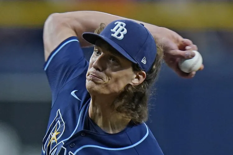 Glasnow reparte once ponches