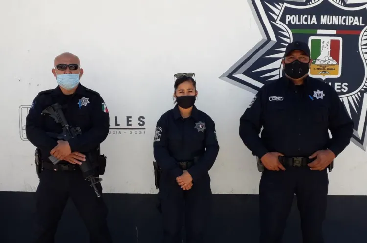 Gran satisfacción salvar la vida de estos tres menores: Policías