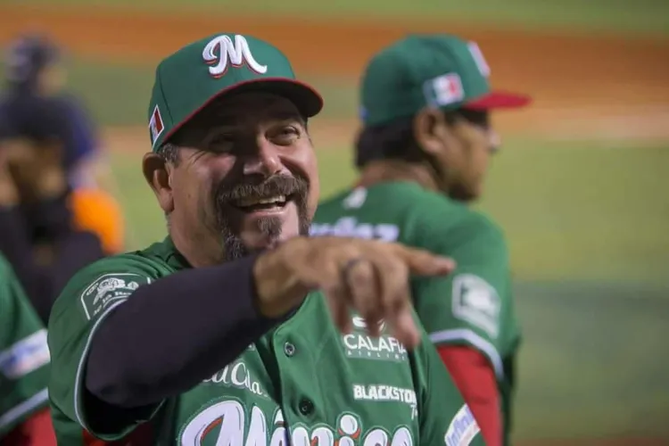 Gil toma al equipo mexicano