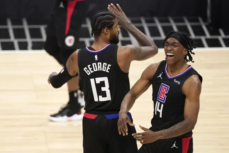 George y Leonard guían a Clippers