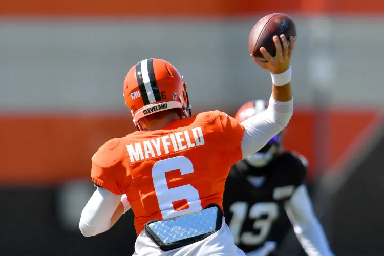 Mayfield va sin prisa