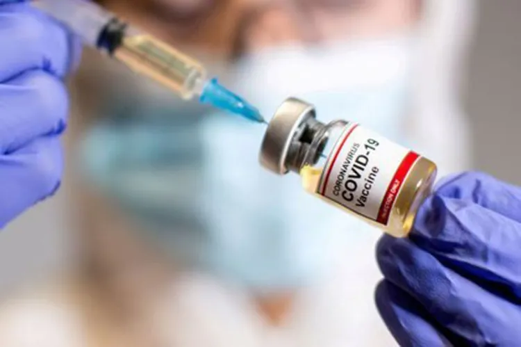 “Vacunas impiden gravedad, pero no que no se contagien”