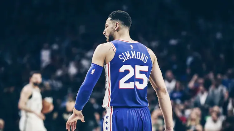 Simmons en suspenso con Sixers