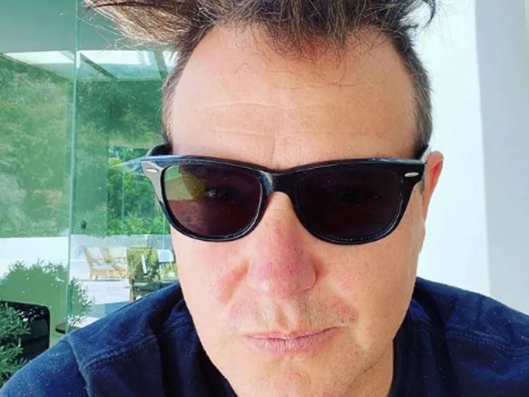 Mark Hoppus, vocalista de Blink-182, revela que tiene cáncer