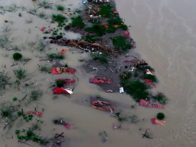 Río Ganges: de lugar sagrado en India a “cementerio” covid