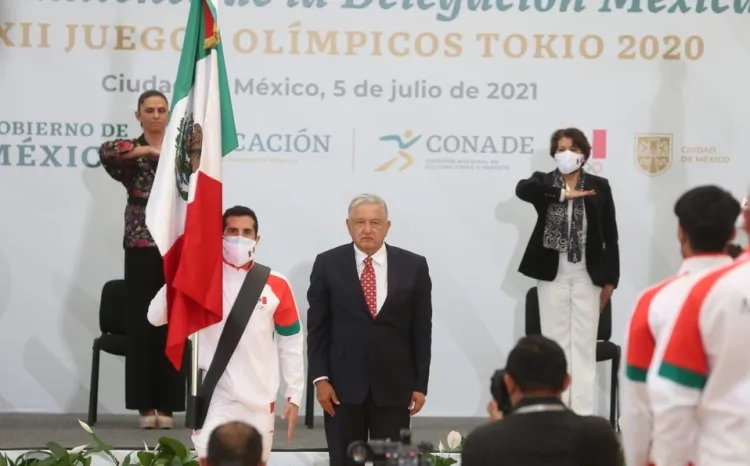 AMLO abandera a delegación mexicana previo a los Juegos Olímpicos de Tokio