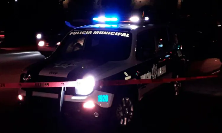 Sujetos “levantan” y agreden a hombre