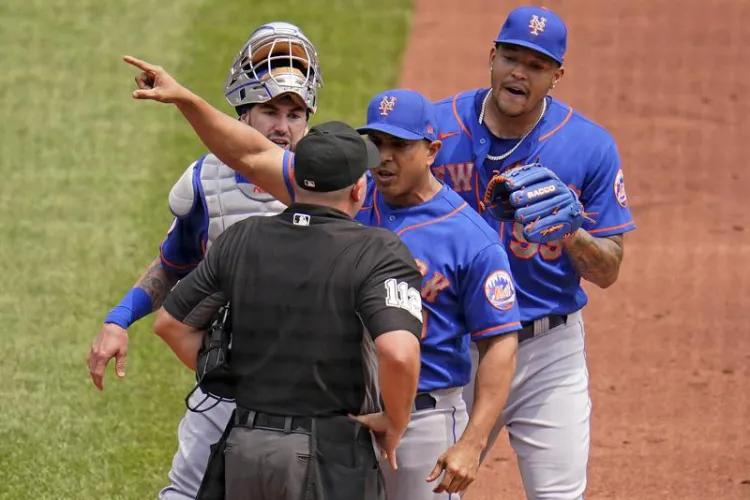 Suspenden a timonel de Mets