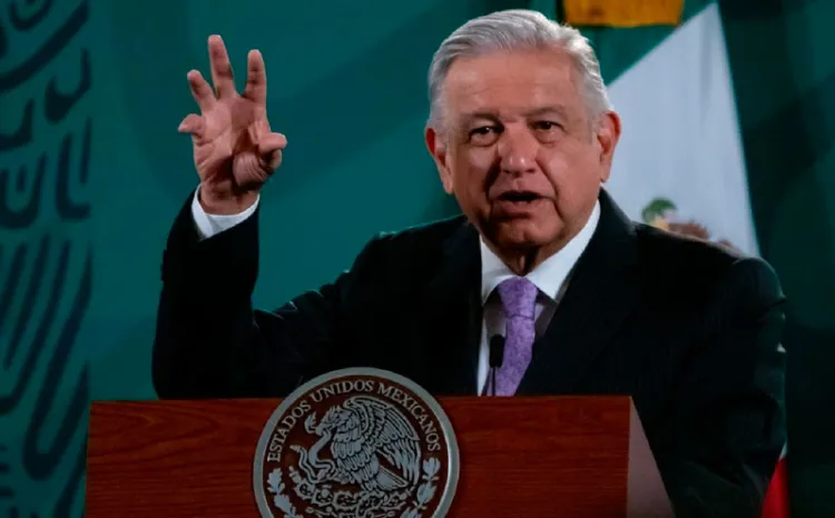 AMLO pide tomar en cuenta caso Pegasus para votar en consulta popular